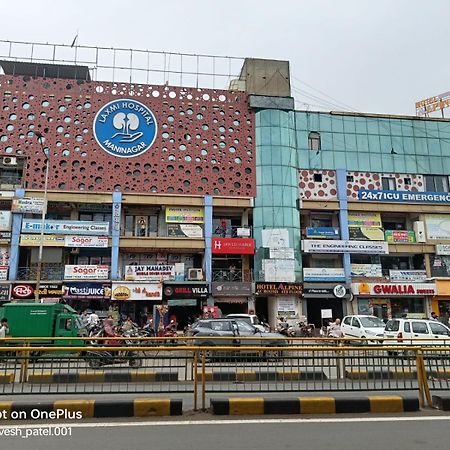 Hotel Alpine Ahmedabad Exterior photo